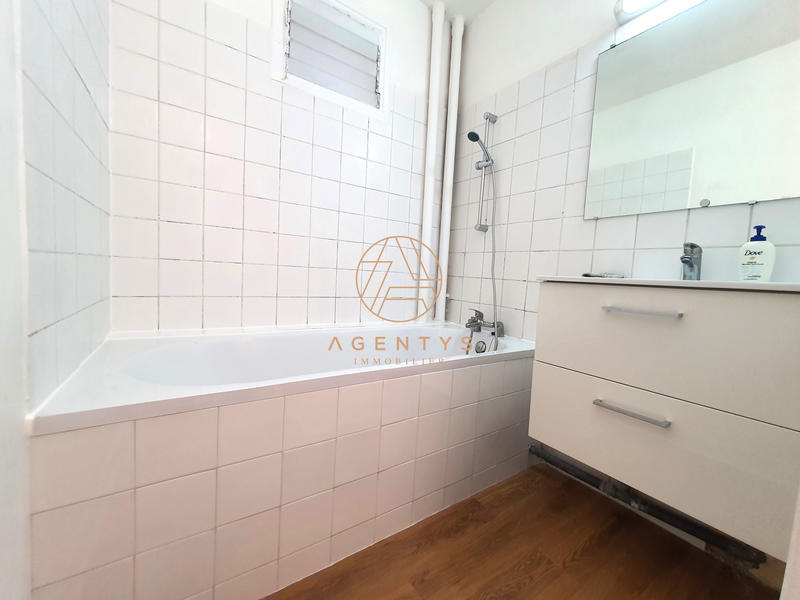 Appartement - 67 m² - 4 pièces