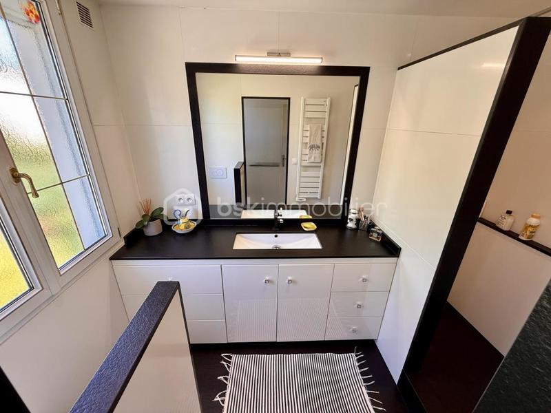 Maison - 85 m² - 3 pièces