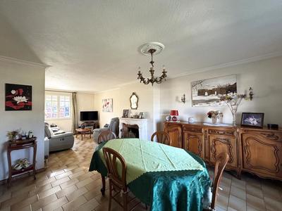 Maison - 92 m² - 4 pièces