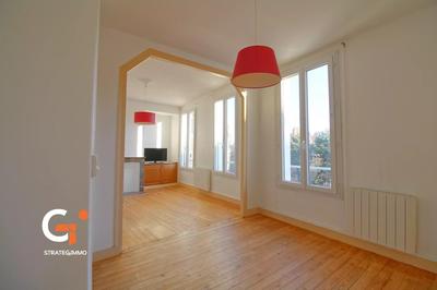 Appartement - 74 m² - 5 pièces