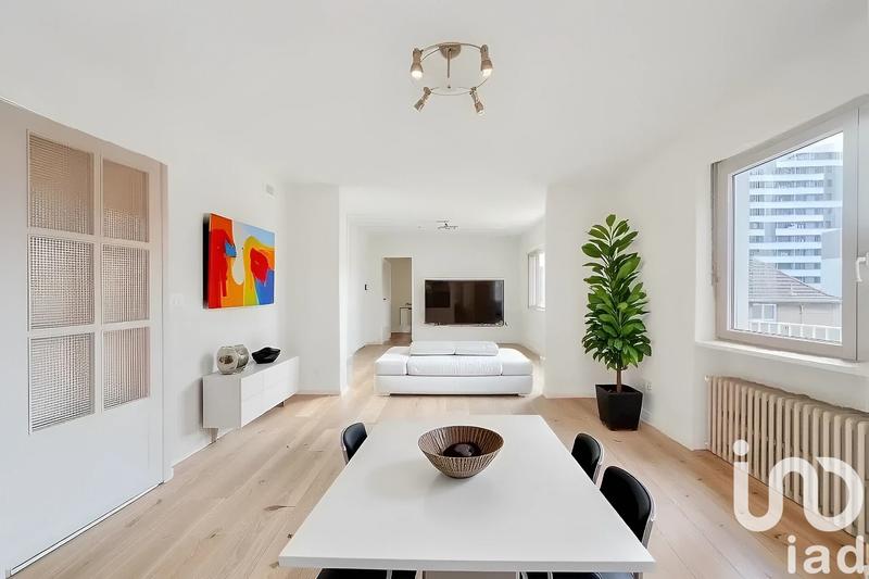 Appartement - 128 m² - 5 pièces