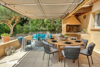 Villa - 178 m² - 6 pièces