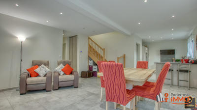 Villa - 97 m² - 4 pièces