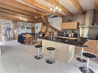 Maison - 135 m² - 5 pièces