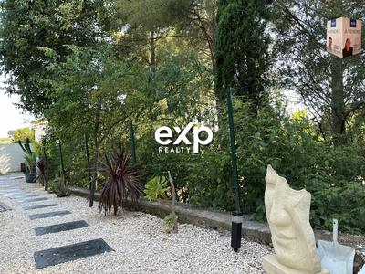 Appartement - 99 m² - 4 pièces