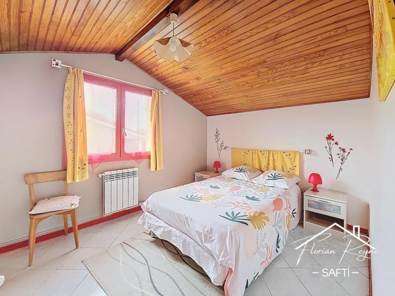 Maison - 108 m² - 4 pièces