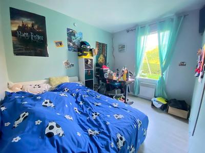 Maison - 101 m² - 5 pièces