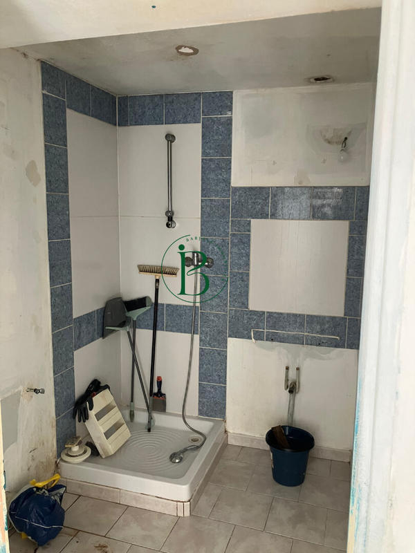 Maison - 203 m² - 7 pièces