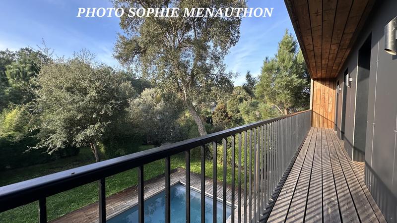 Maison d'architecte - 170 m² - 6 pièces