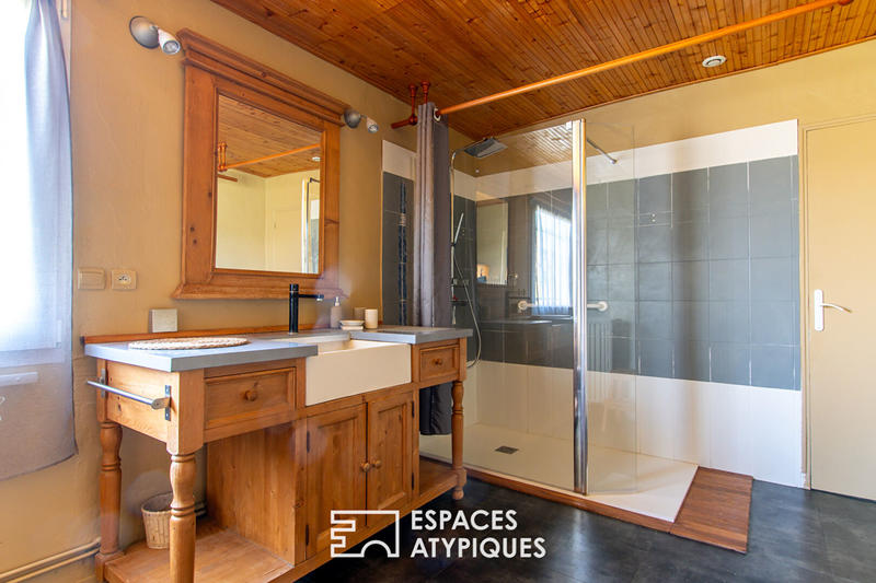 Maison - 400 m² - 11 pièces