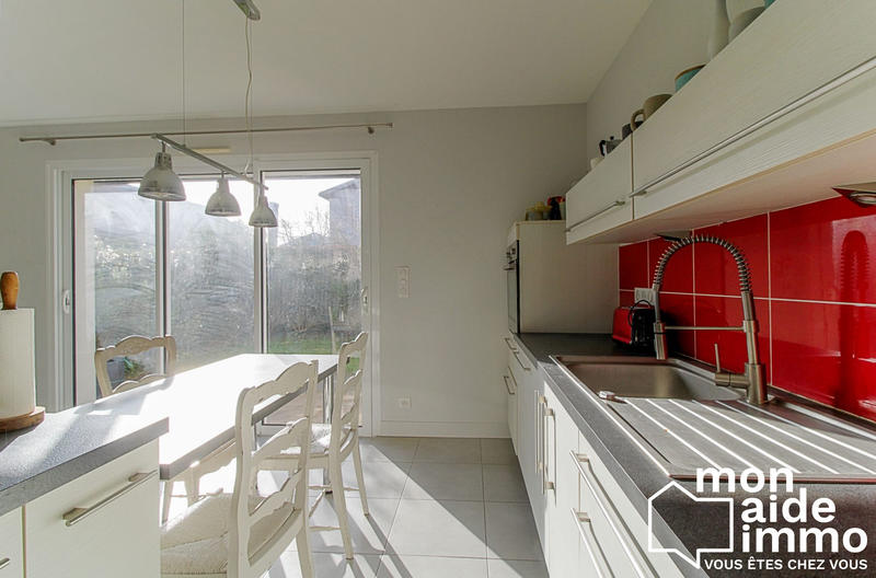 Maison - 90 m² - 4 pièces