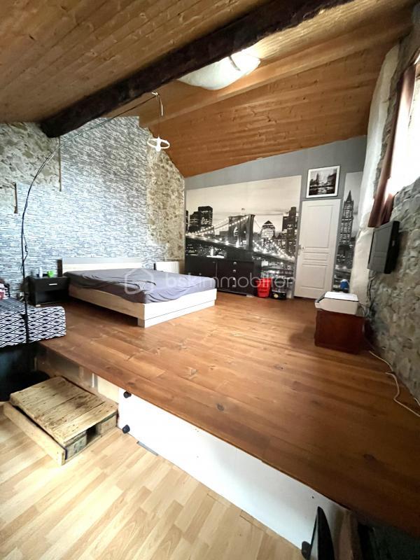 Maison de village - 125 m² - 6 pièces