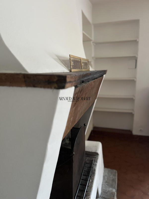 Maison - 250 m² - 11 pièces