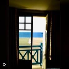 Tout arrive, au bord de la mer