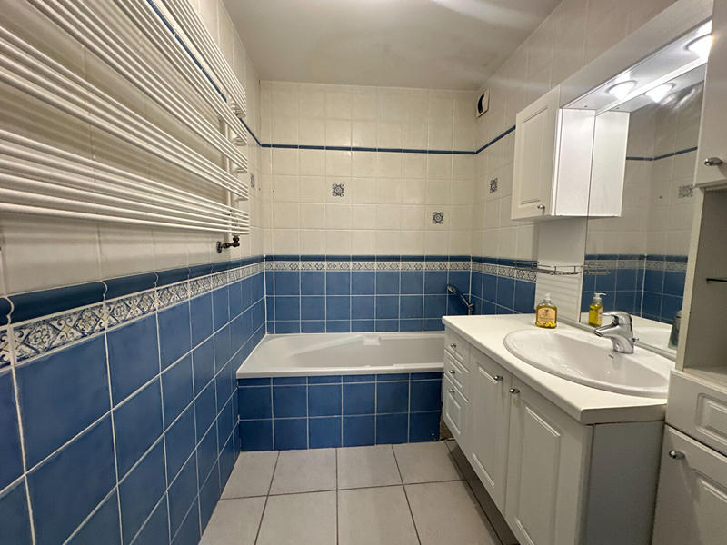 Appartement - 86 m² - 4 pièces