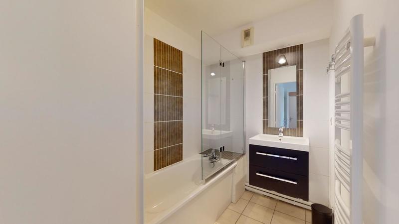 Appartement - 83 m² - 5 pièces