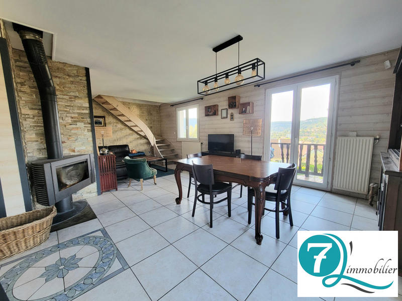 Maison - 110 m² - 7 pièces