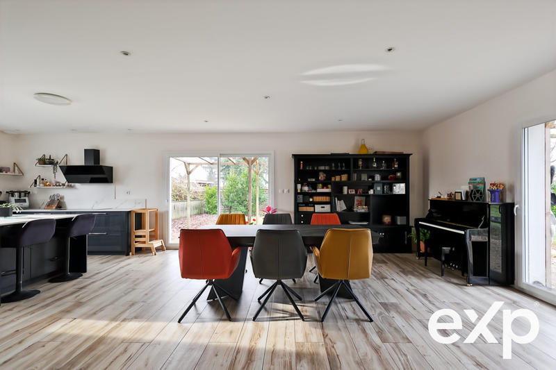 Maison contemporaine - 139 m² - 6 pièces