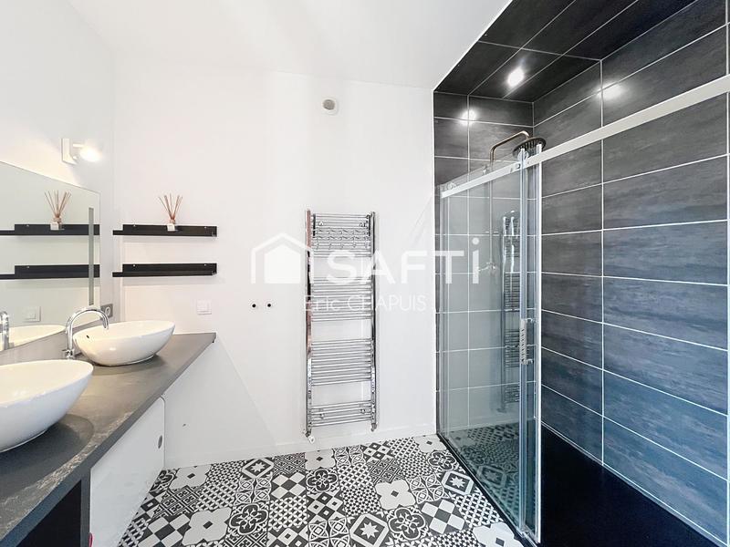 Maison - 199 m² - 6 pièces