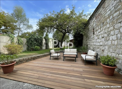 Maison bourgeoise - 197 m² - 10 pièces
