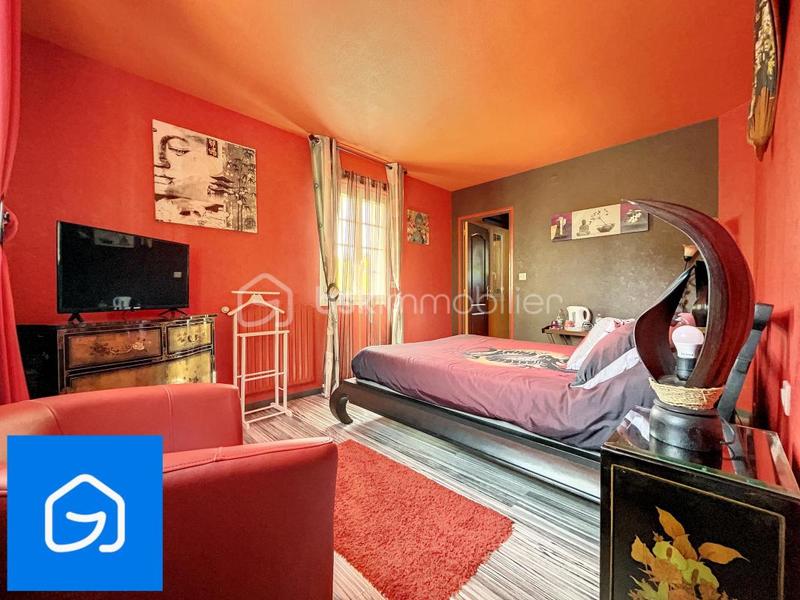 Villa - 232 m² - 10 pièces