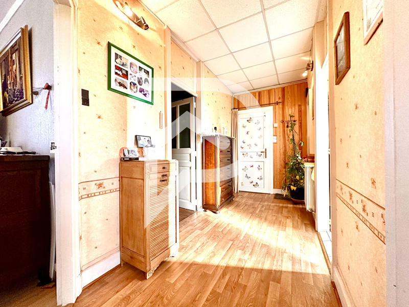 Appartement - 100 m² - 3 pièces