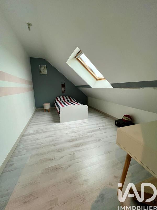 Maison - 144 m² - 8 pièces