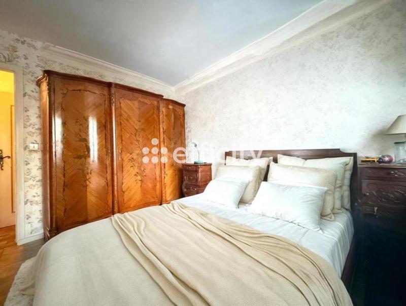 Appartement - 104 m² - 5 pièces