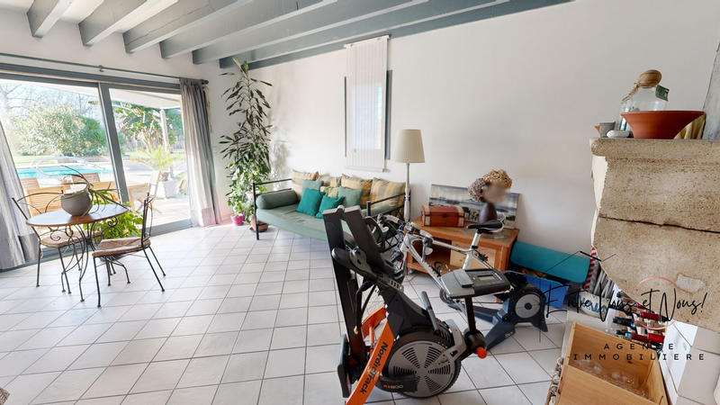 Maison ancienne - 250 m² - 6 pièces