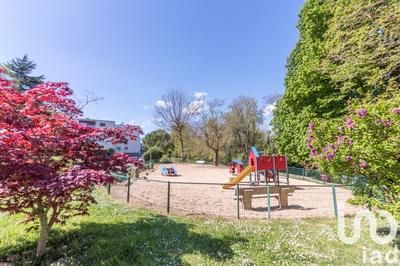 Appartement - 83 m² - 3 pièces