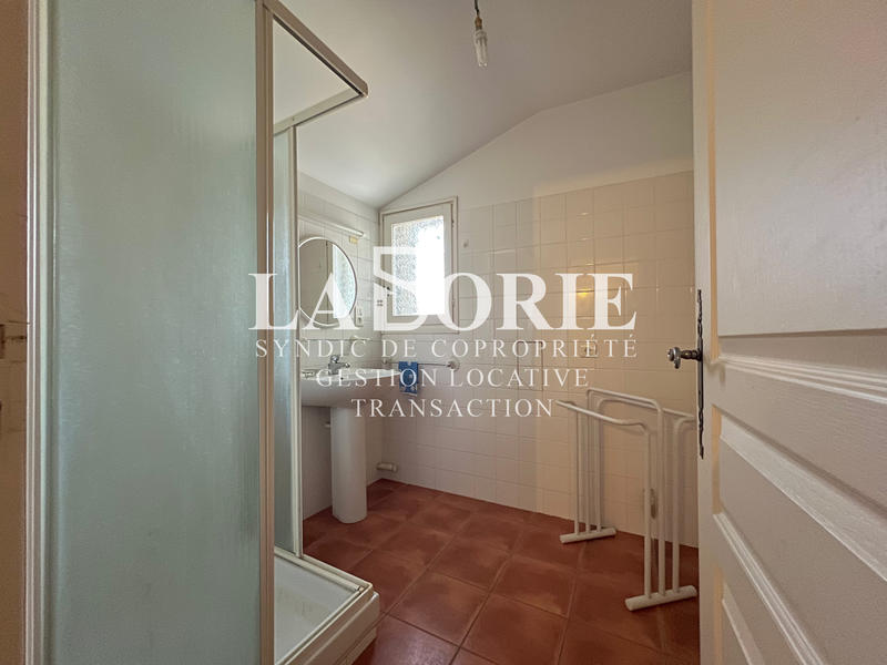 Mas - 179 m² - 7 pièces