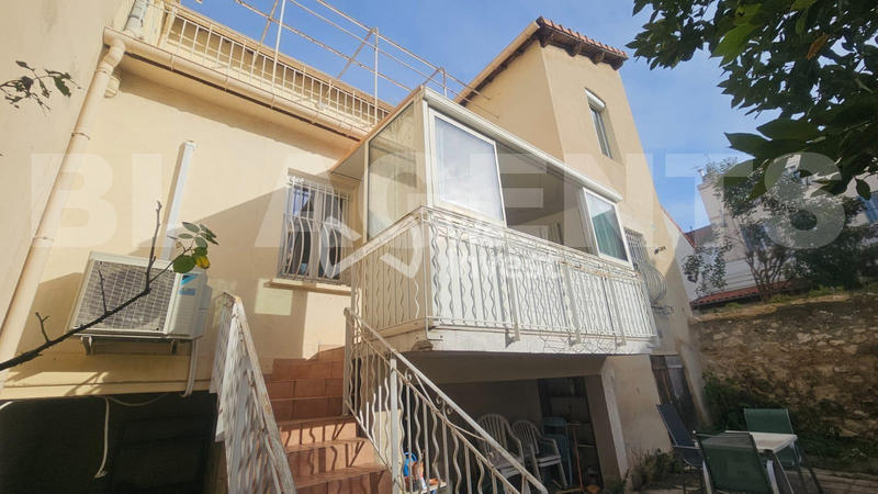 Maison - 161 m² - 7 pièces