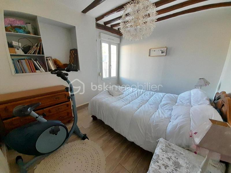 Maison - 270 m² - 12 pièces