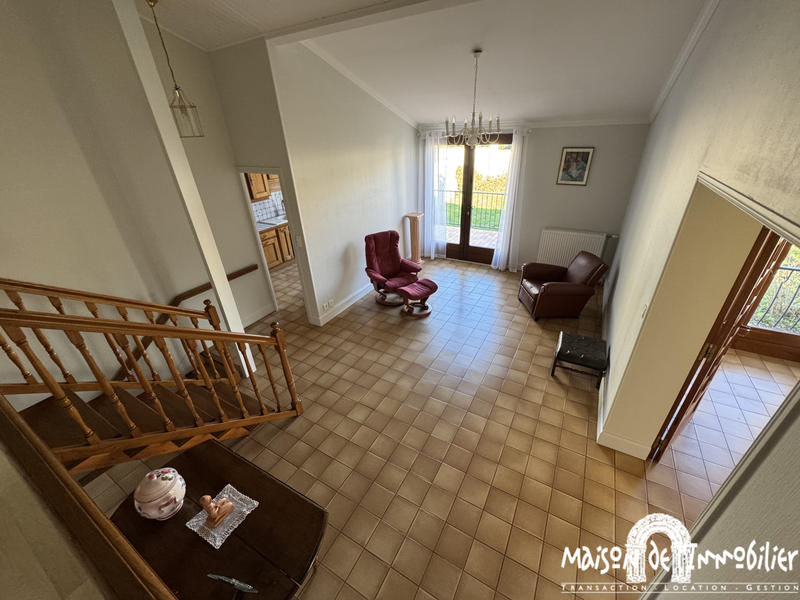 Maison - 111 m² - 6 pièces