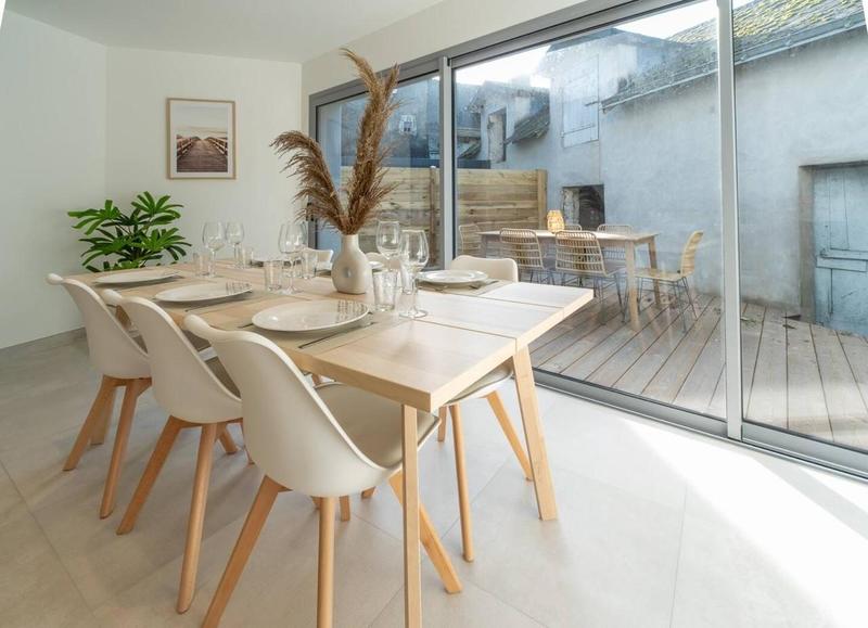 Maison - 92 m² - 6 pièces