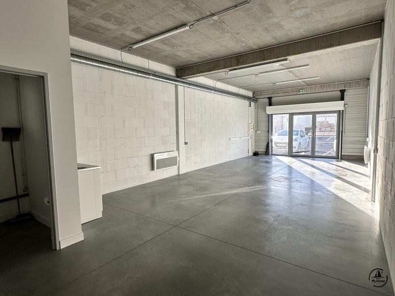 Local d'activités - 60 m²