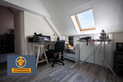 Maison - 137 m² - 7 pièces