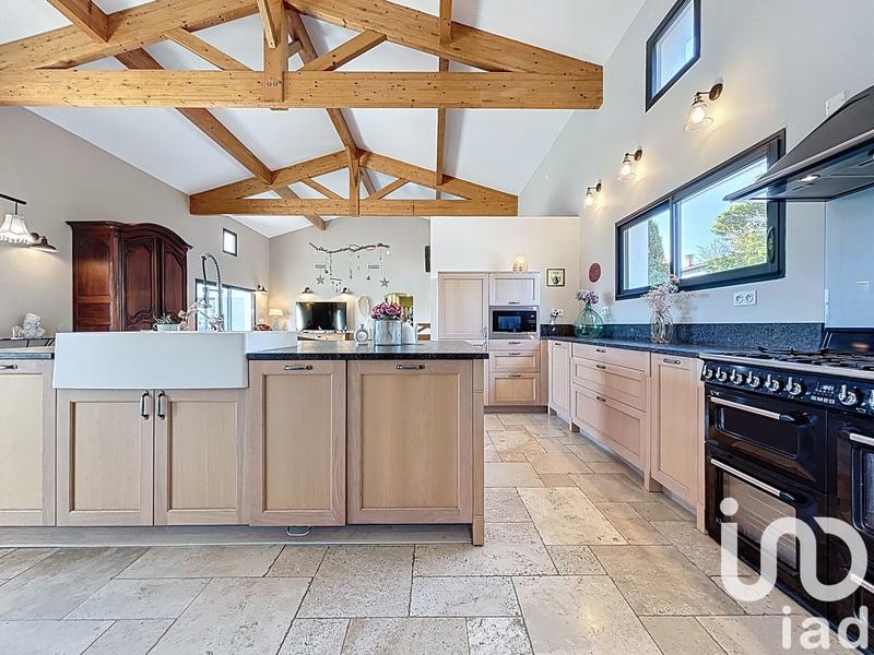 Maison - 322 m² - 14 pièces