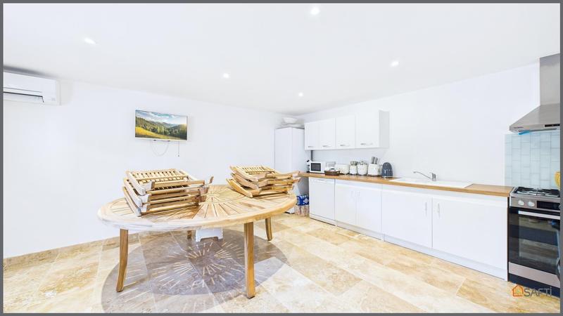 Maison - 101 m² - 6 pièces