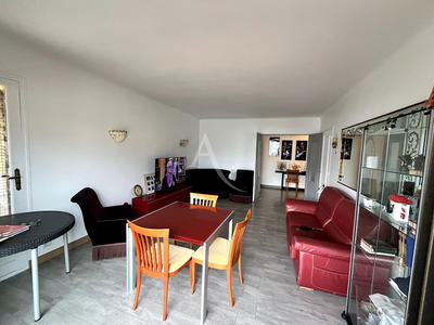 Appartement - 98 m² - 4 pièces