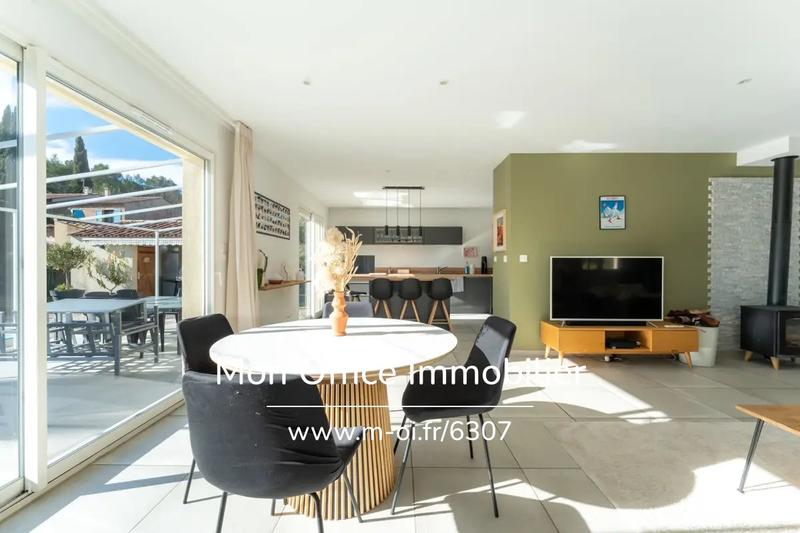 Maison - 122 m² - 4 pièces