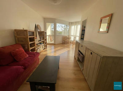 Appartement - 72 m² - 3 pièces