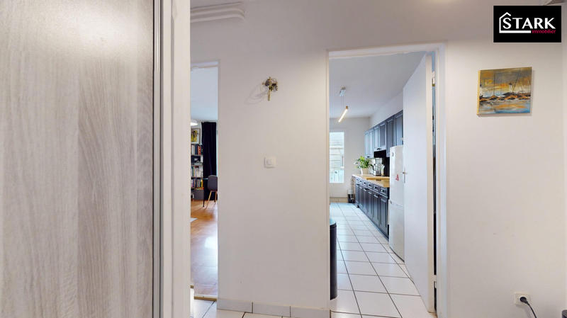 Appartement - 87 m² - 5 pièces