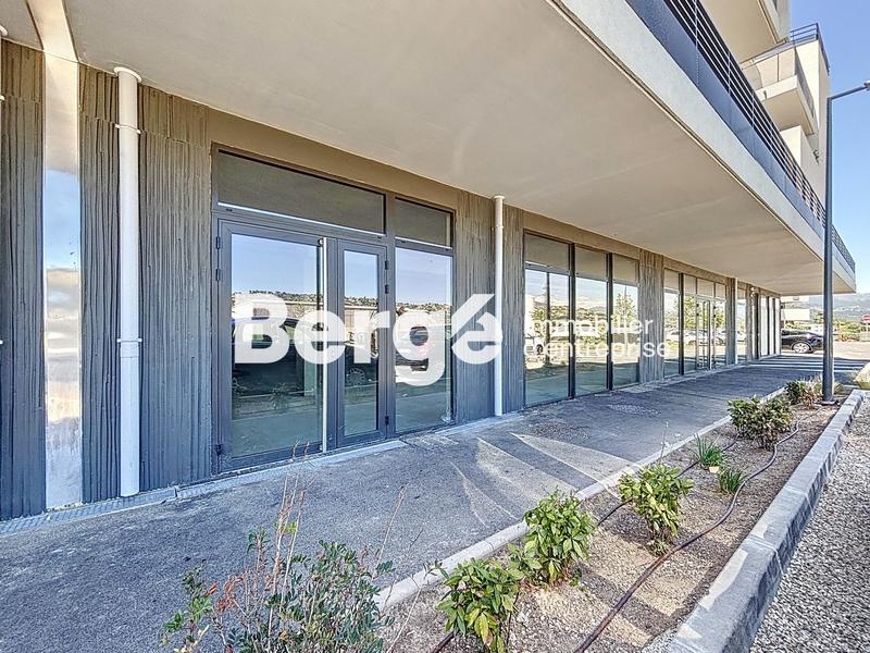 Local commercial - 140 m²