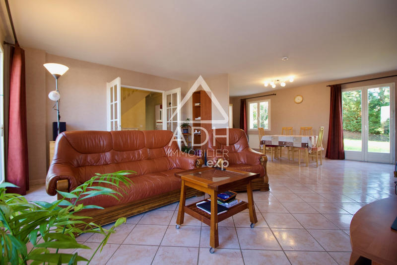 Maison - 136 m² - 6 pièces