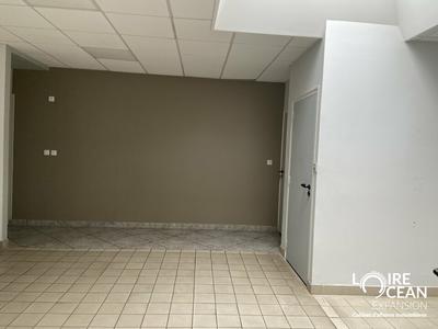 Entrepôt - 2 000 m²