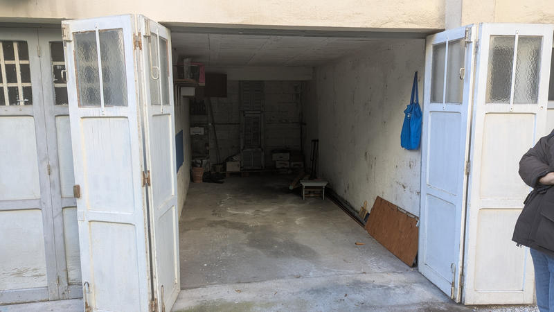 Parking / Garage - 14 m²