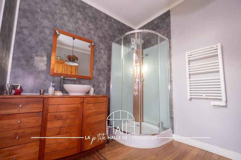 Maison - 123 m² - 6 pièces