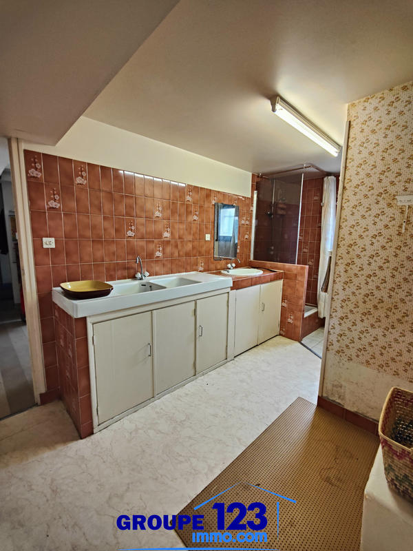 Maison - 166 m² - 8 pièces