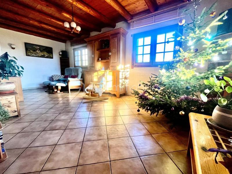 Maison - 110 m² - 4 pièces